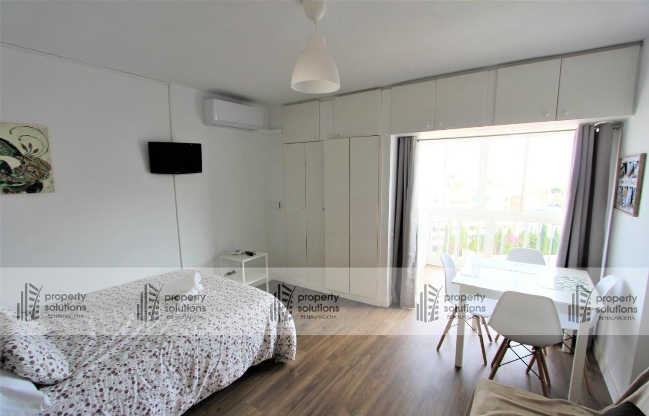 712 Iris Apartamentos - Vista al mar - A 10 min de la playa caminando y 5 min del centro Benalmádena Exterior foto