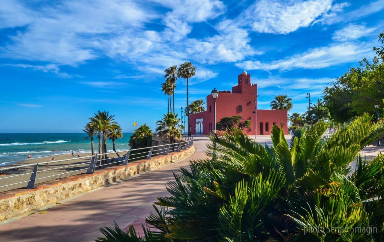 712 Iris Apartamentos - Vista al mar - A 10 min de la playa caminando y 5 min del centro Benalmádena Exterior foto